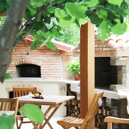 Il Giardino - Nocciolo * Aritzo